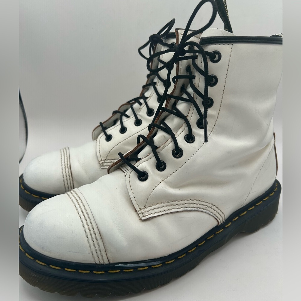 Vintage Dr. Martens White Bex Toe Cap 1460 Lace up Boot Made In England W 11 - Picture 5 of 11